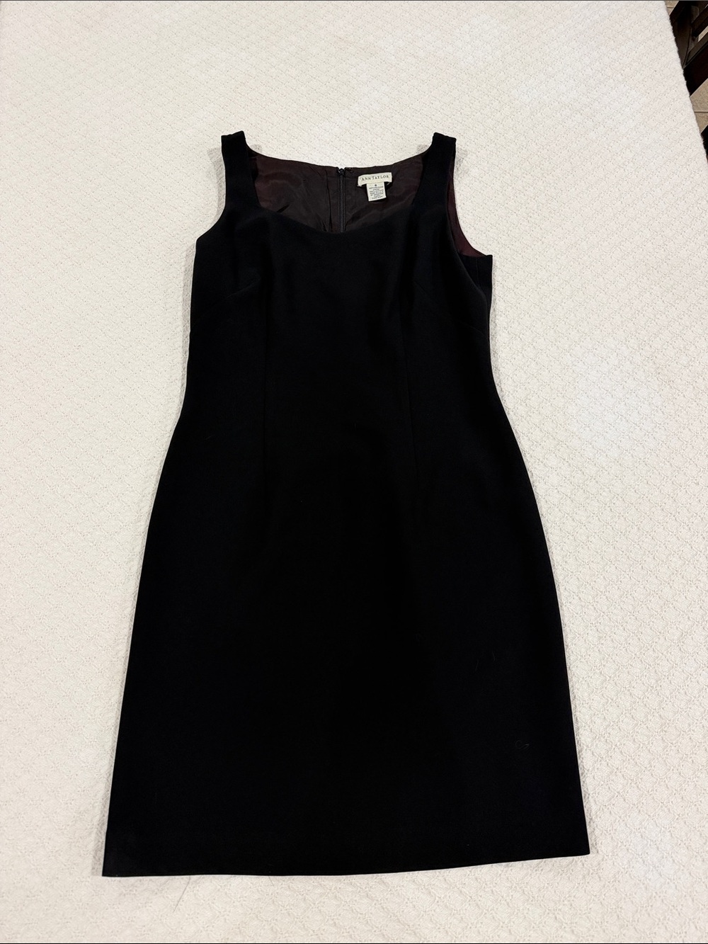 Ann Taylor Black Sleeveless Midi Sheath Dress